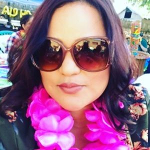 Meet your Posher, Dolores